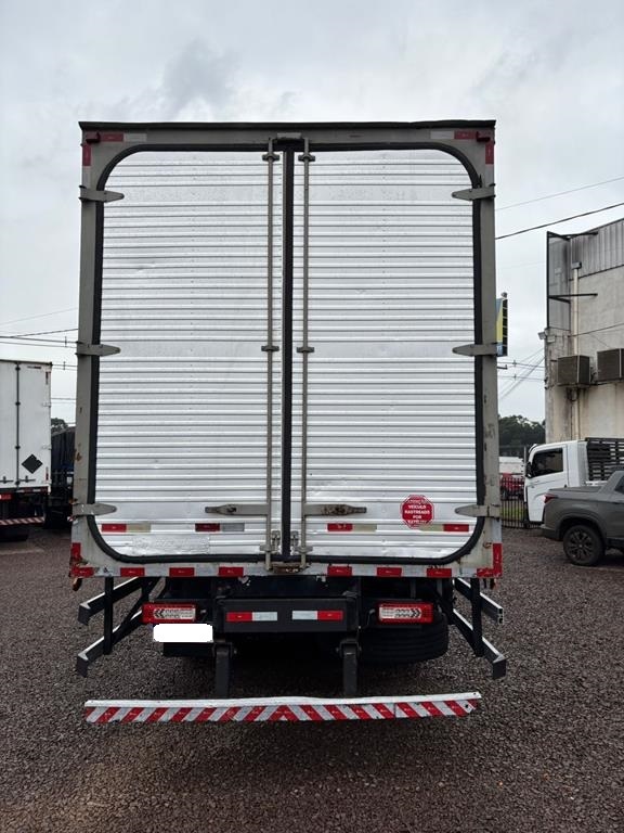 Volvo VM 270 - 16/17 9