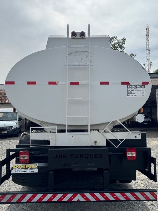 Volkswagen 30-330 Constellation 8x2 - 19/19 9