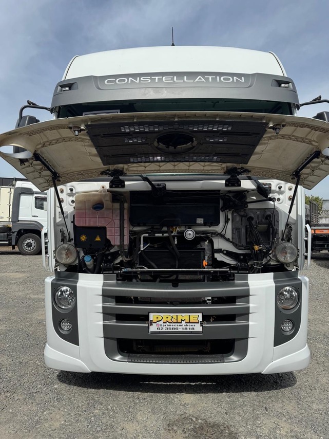 Volkswagen 30-330 Constellation 8x2 - 19/19 17
