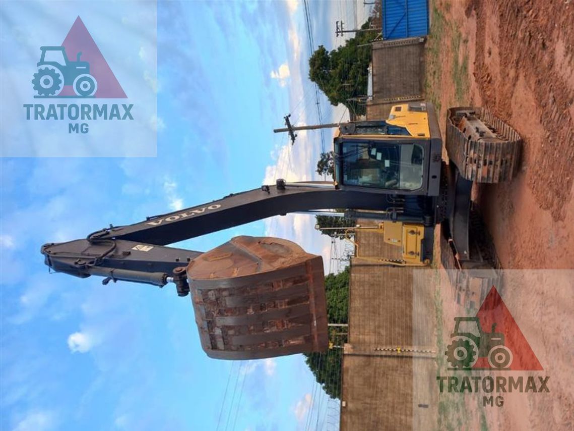 Volvo EC220D - 15/15 3