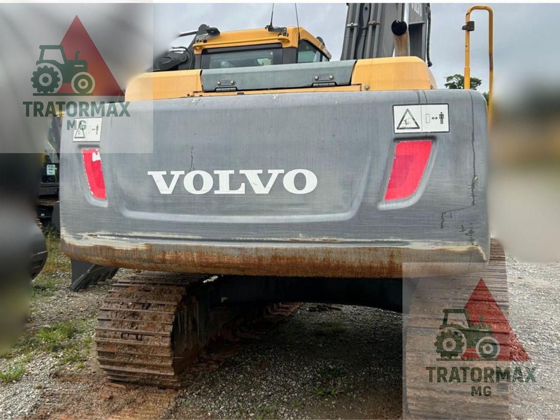 Volvo EC220D - 15/15 7