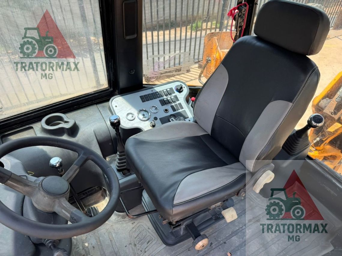 JCB 3C - 10/10 7