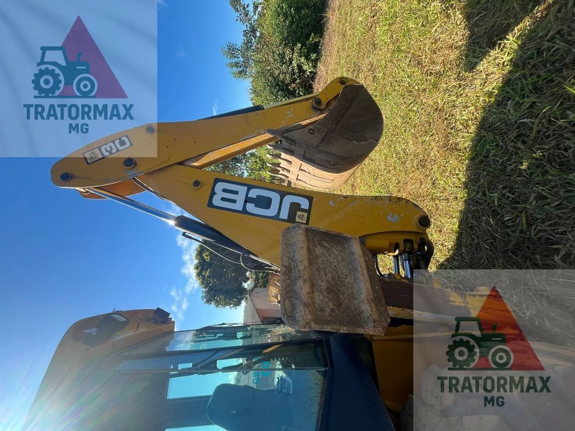 JCB 3C - 15/15 8