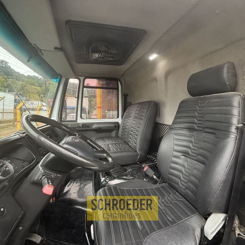 Ford Cargo1119 - 17 9