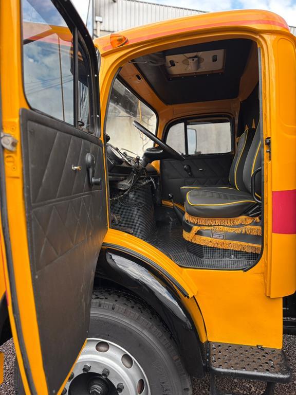Mercedes Benz MB 1513 - 79/79 8