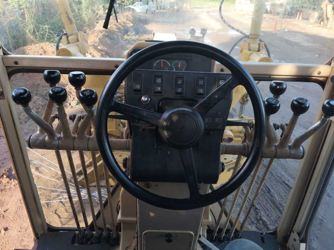Caterpillar 140H - 05/05 6