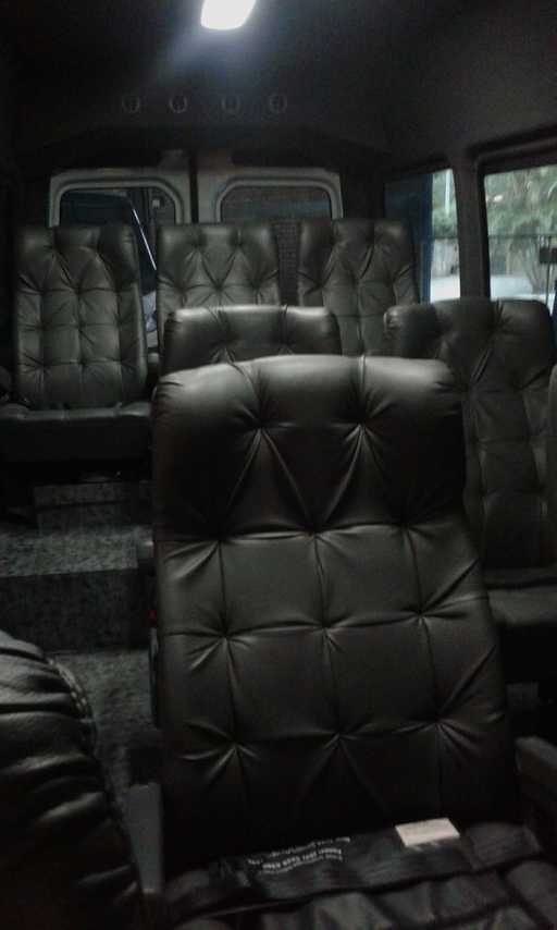Mercedes Benz Sprinter Executiva 415 - 15/15 10