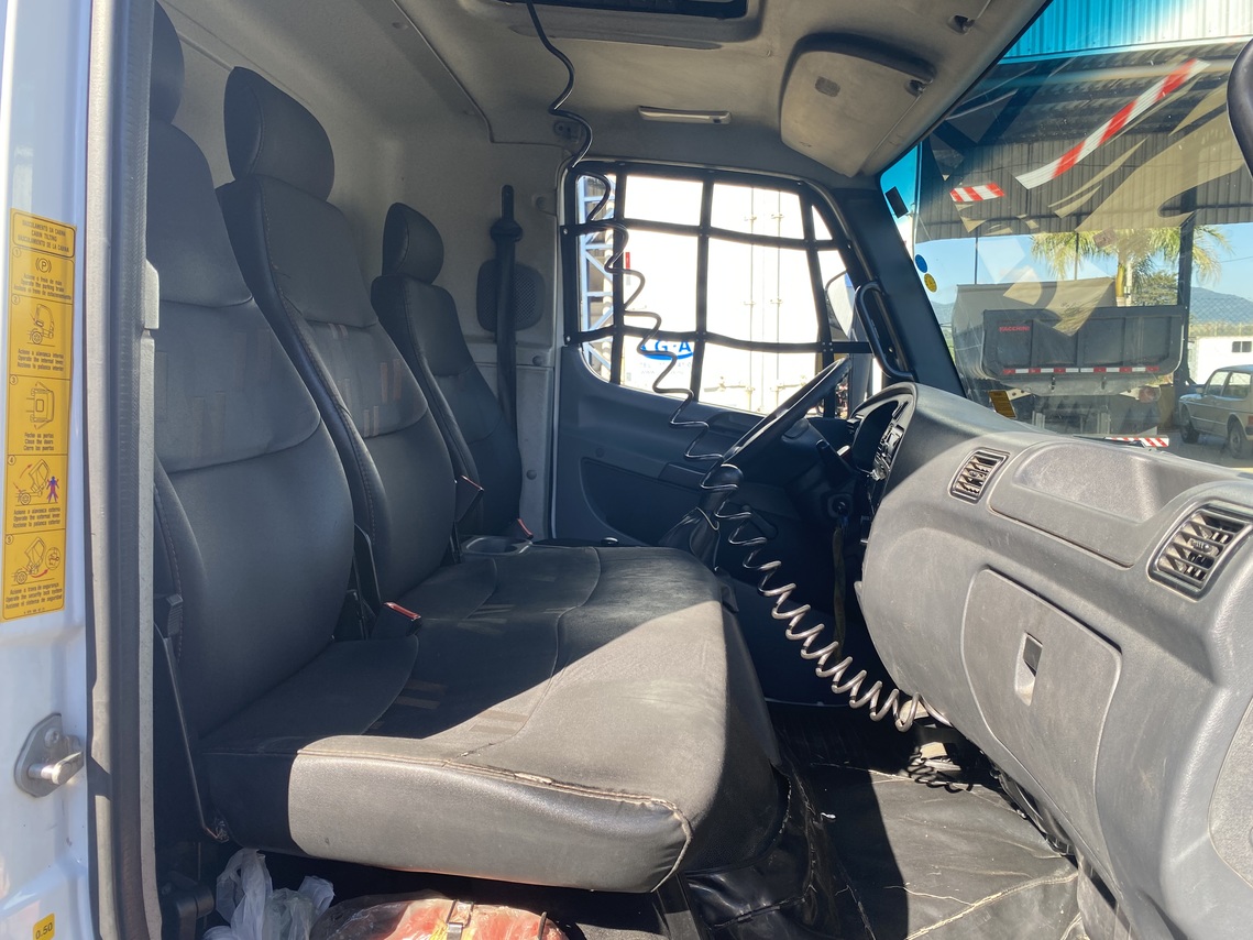 Mercedes Benz Accelo 1016 - 21/21 4