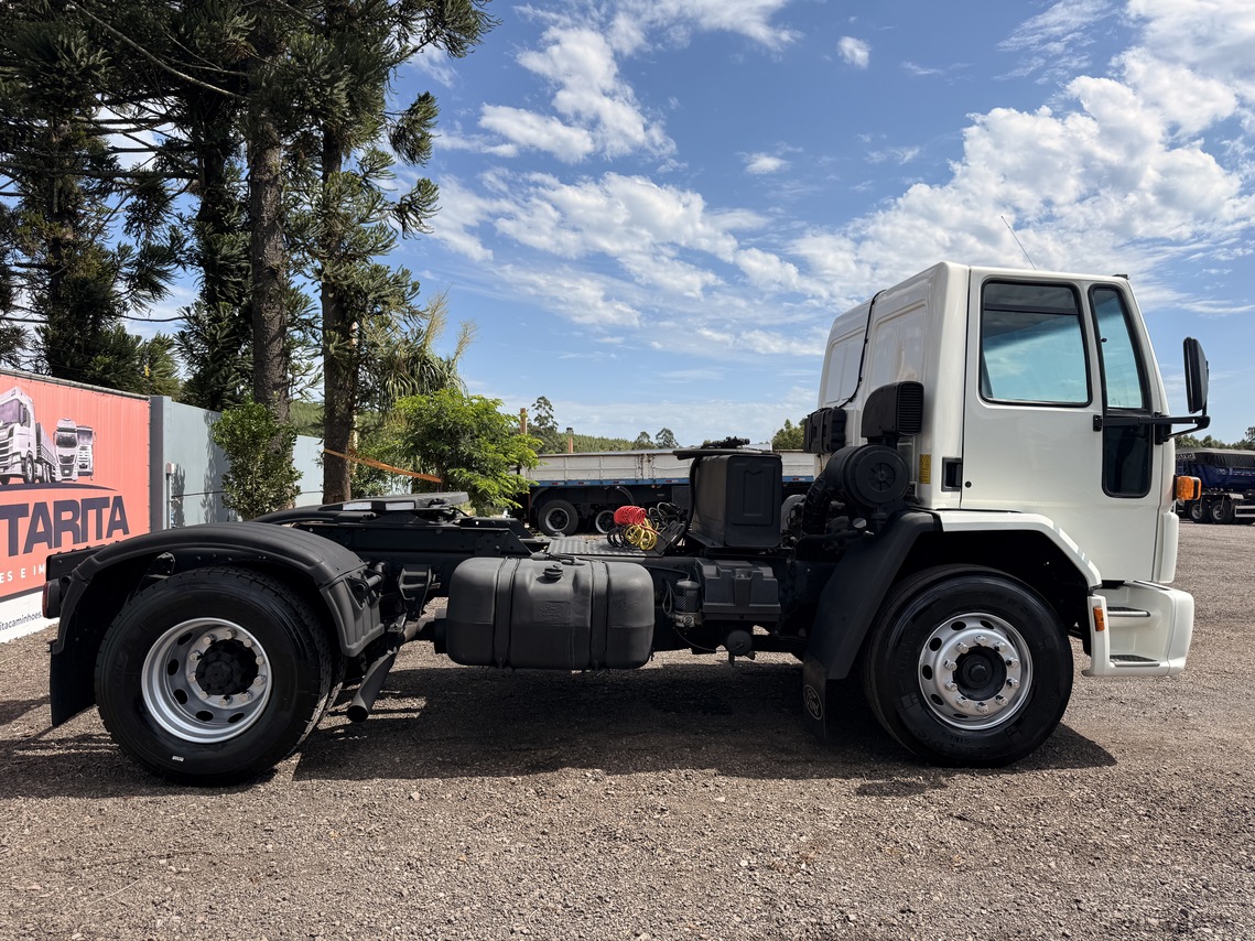 Ford Cargo4532 - 08/08 3