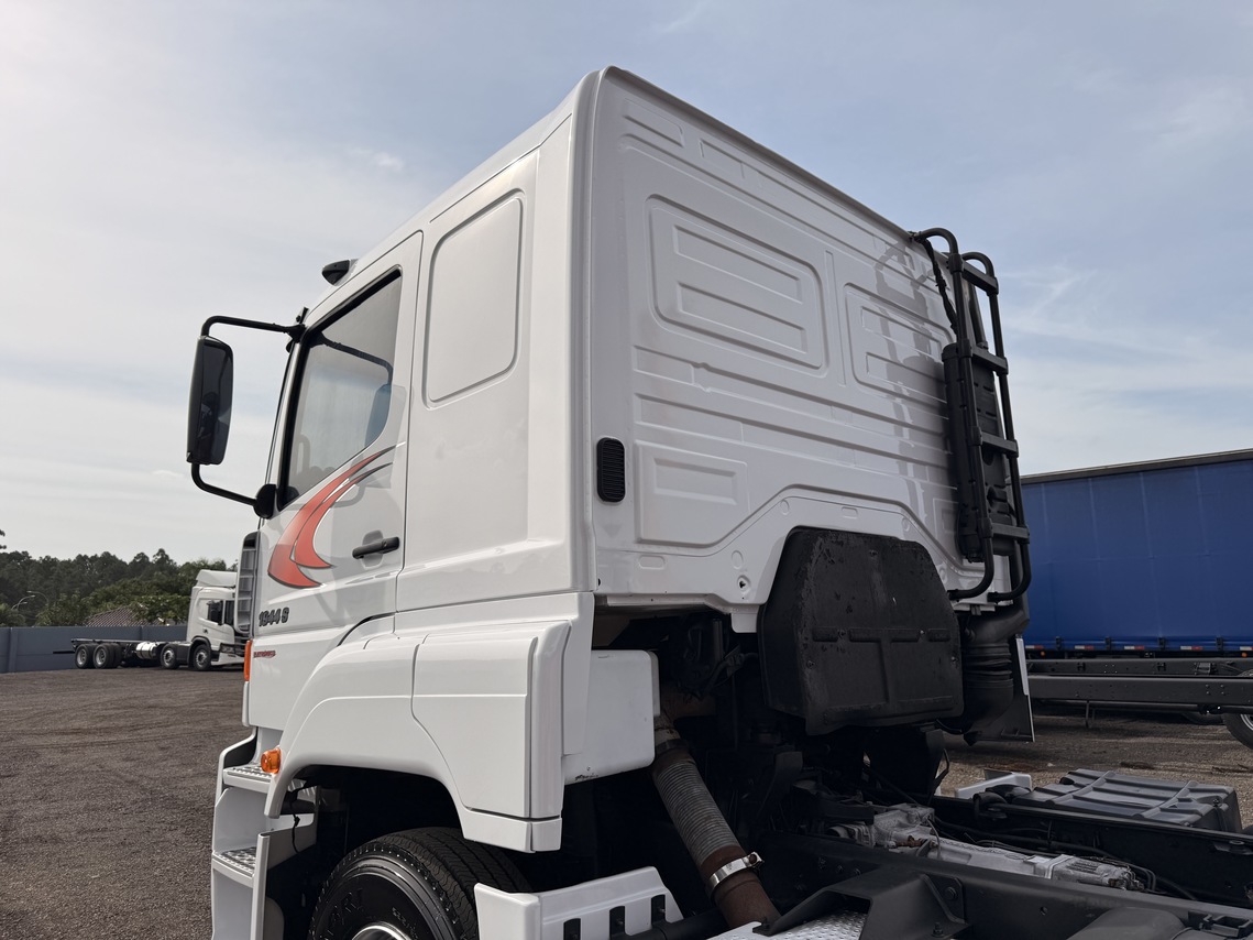Mercedes Benz MB 1944 - 04/04 6