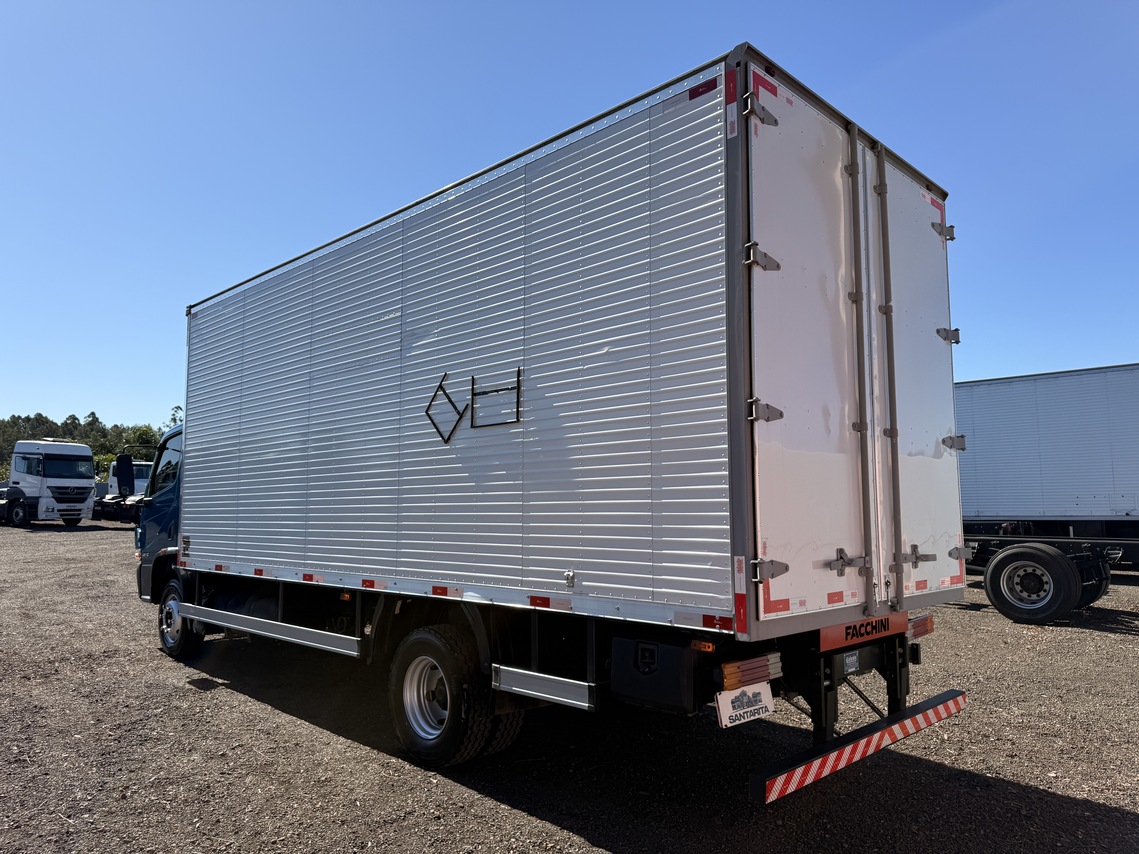 Mercedes Benz Accelo 815 - 15/16 6