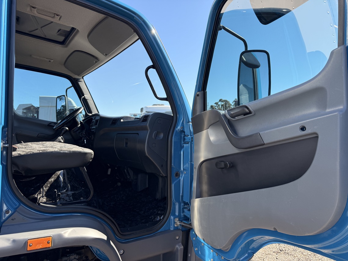 Mercedes Benz Accelo 815 - 15/16 12