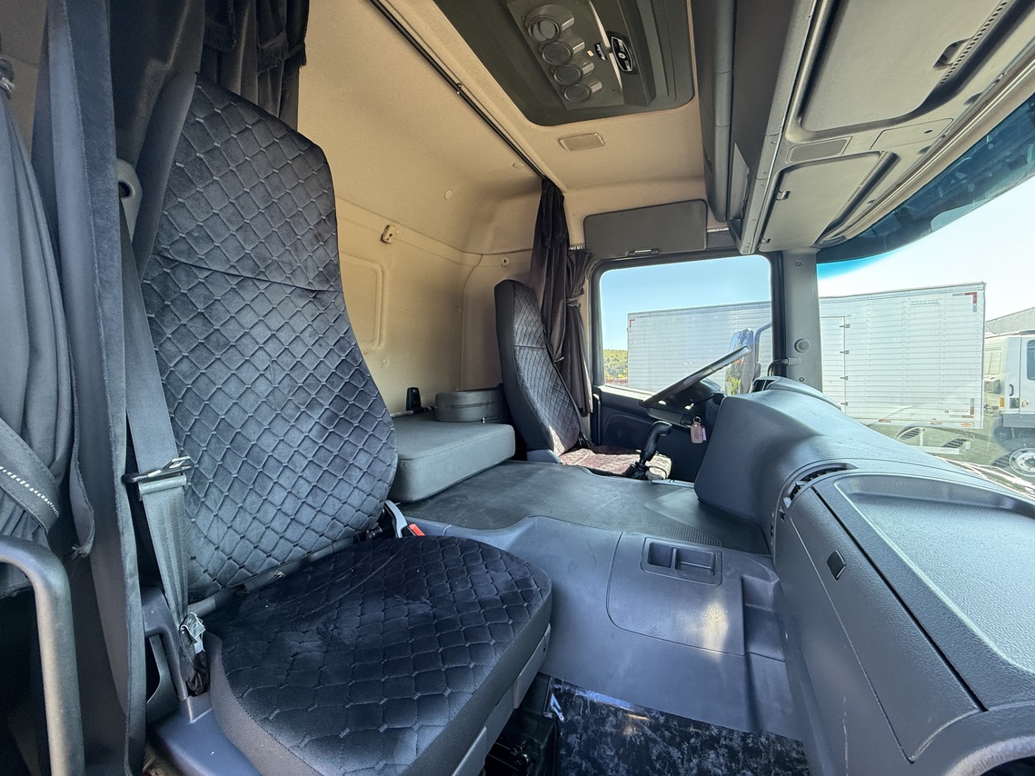 Scania P360 - 13/13 15