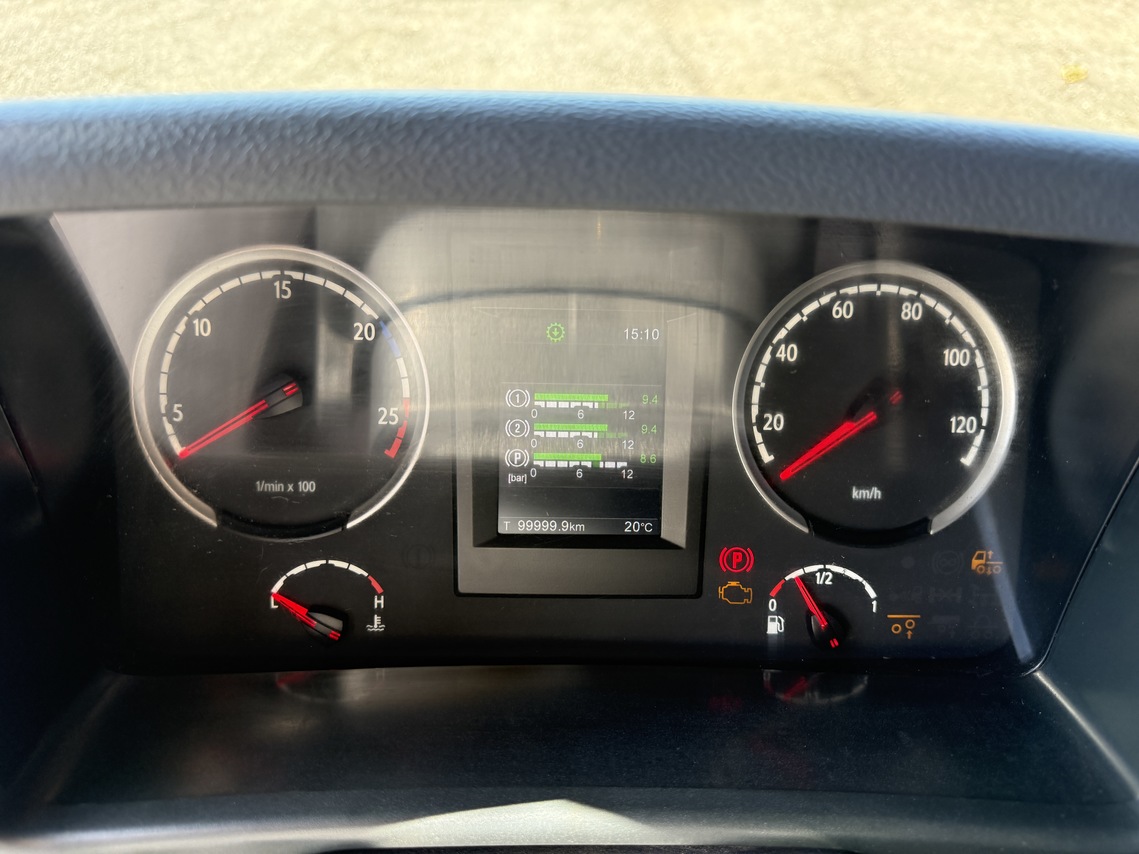 Scania P360 - 13/13 22