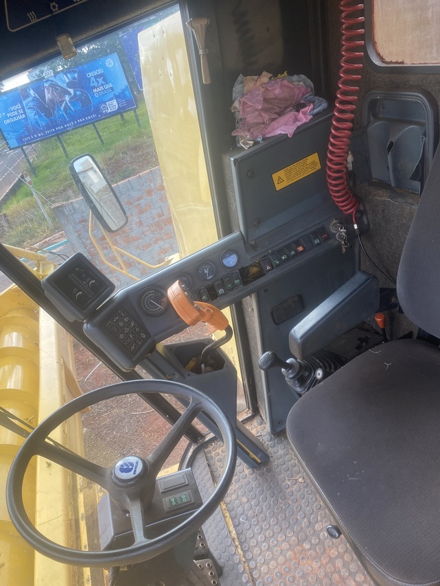 New Holland TC 59  - Todo Terreno - 03/04 7