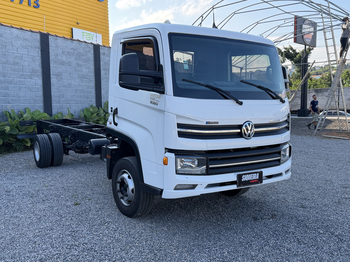 Volkswagen 11-180 Delivery  - 24/24 7