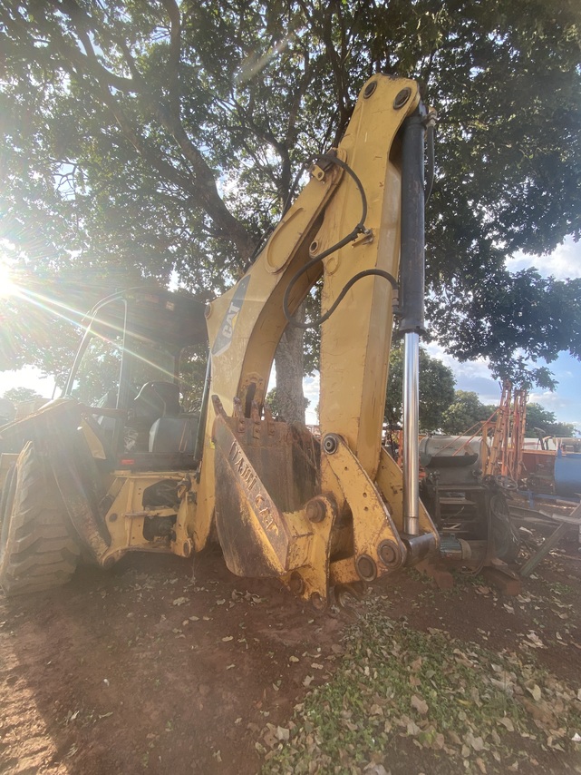 Caterpillar 416E - 09/09 5