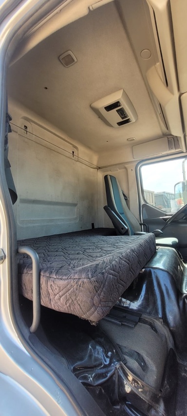 Volvo VM330 - 21/21 6