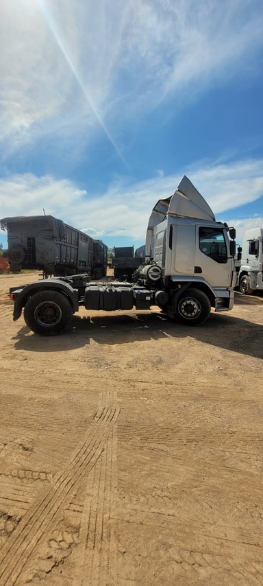 Volvo VM330 - 21/21 16