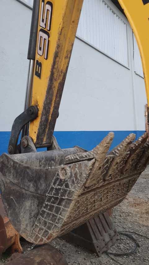 New Holland B95B - 22/22 2