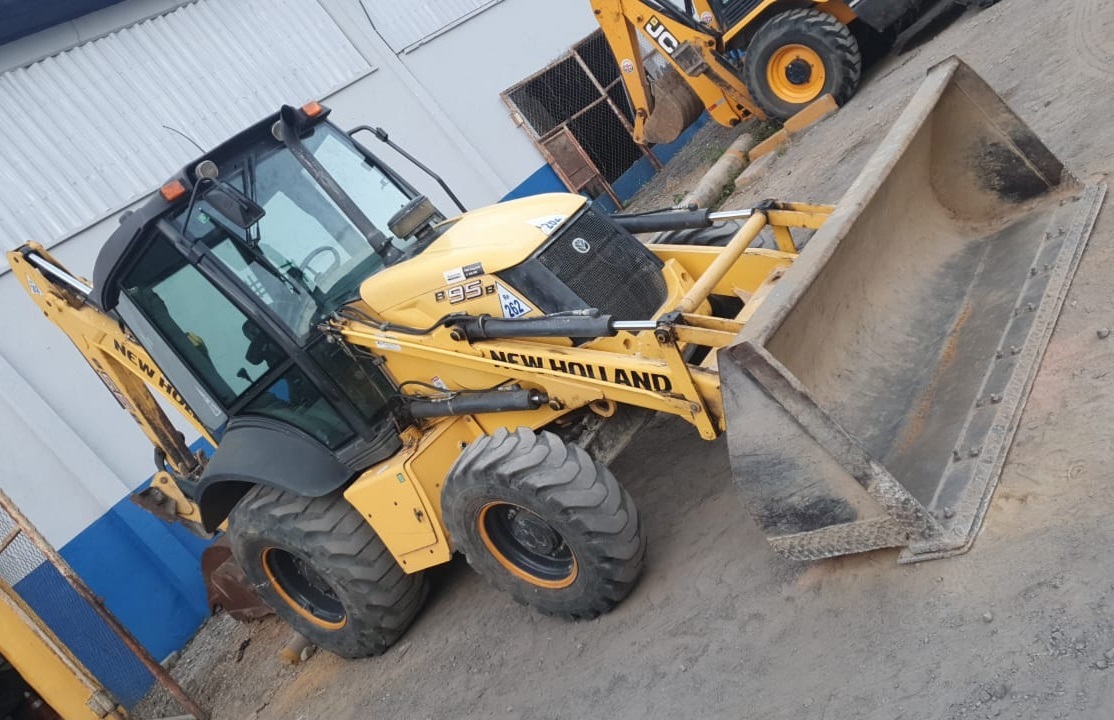 New Holland B95B - 22/22 3
