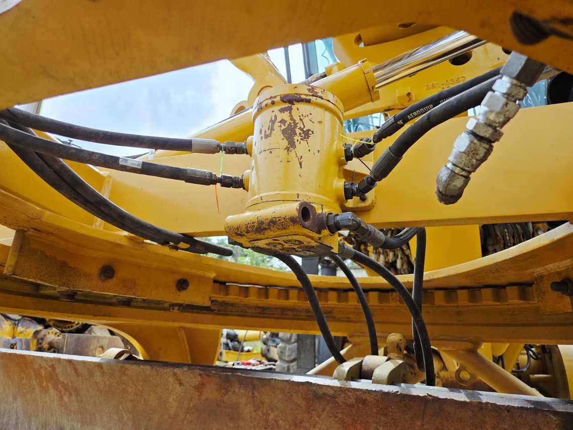 Caterpillar 140K - 22/22 8