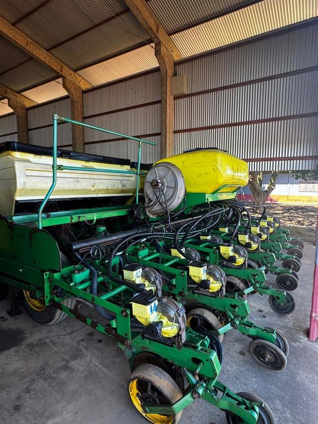 John Deere 2126 - 13/13 4
