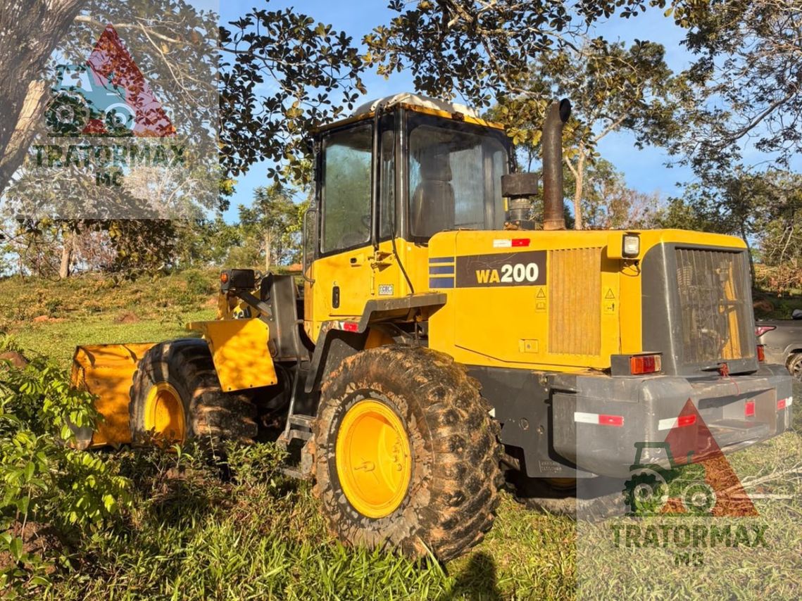 Komatsu WA200 - 20/20 6