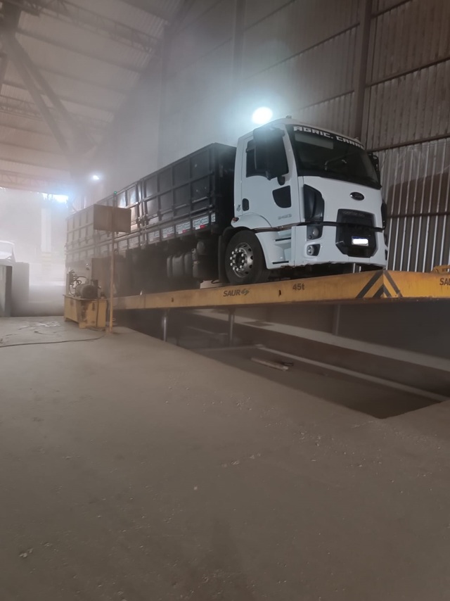 Ford Cargo2423 - 14/15 6