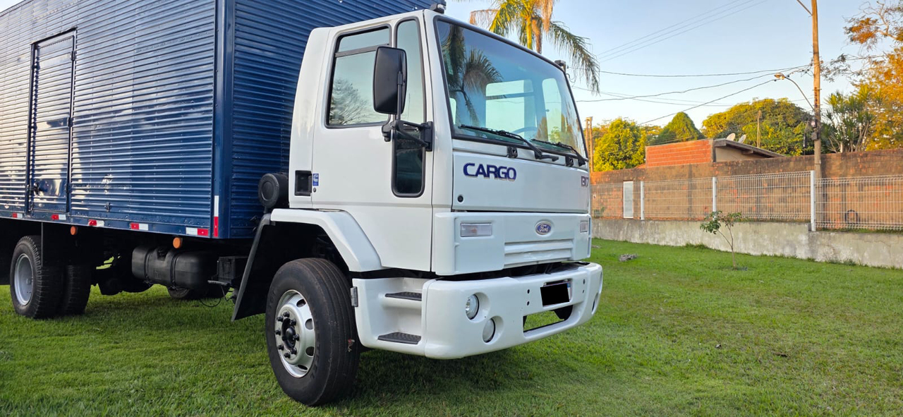 Ford Cargo1317 - 05/05 11