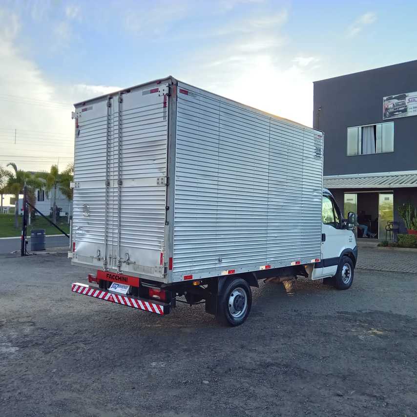 Iveco 35S14 - 12/13 5
