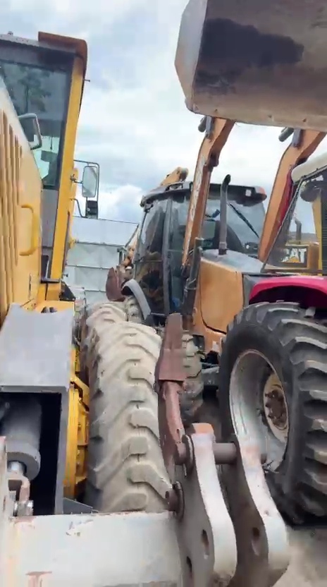 Volvo G930 - 10/10 11