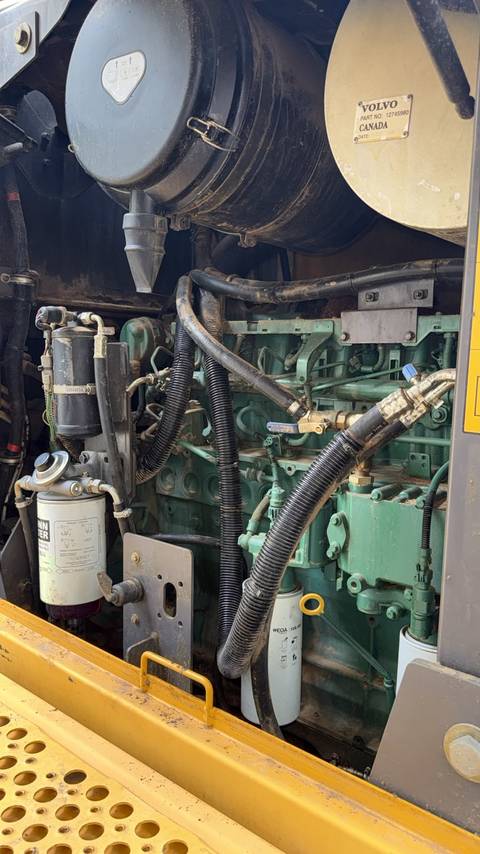 Volvo G930 - 10/10 18