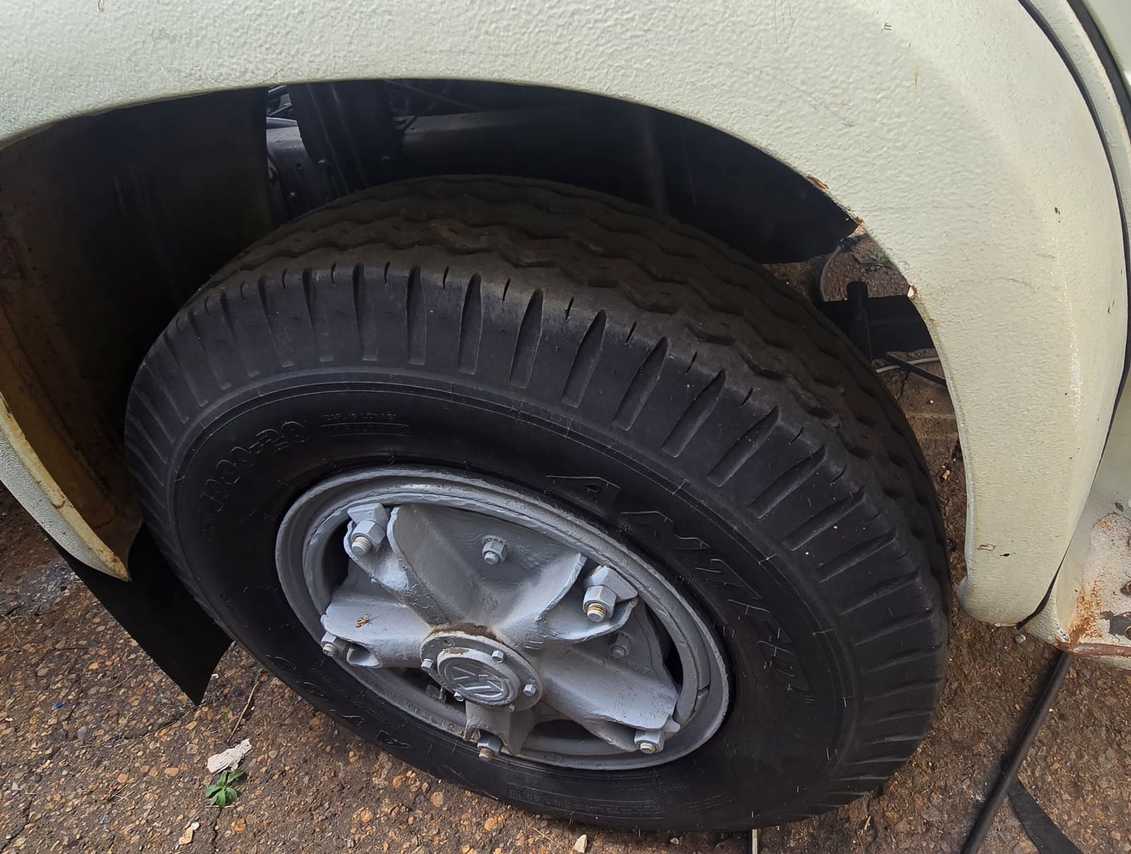 Volkswagen VW 13.130 - 86/86 7