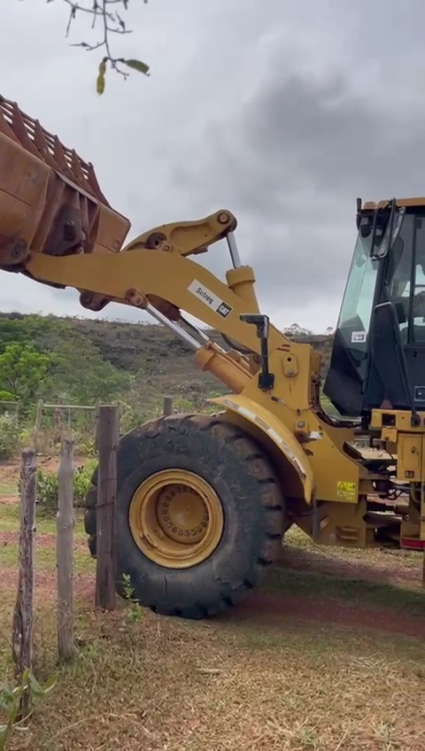Caterpillar 966H - 10/10 4