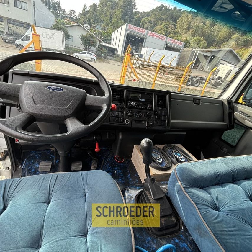 Ford Cargo1119 - 19 4