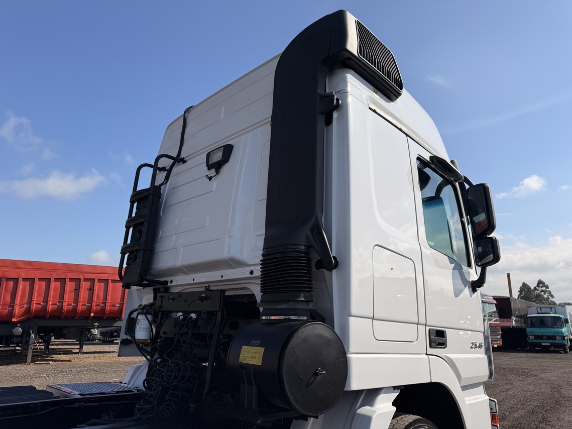 Mercedes Benz Actros 2546 - 17/17 8