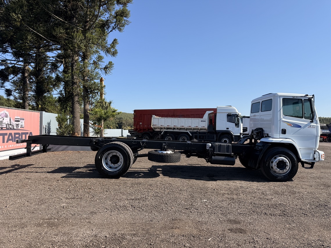 Mercedes Benz MB 1718 - 11/12 3