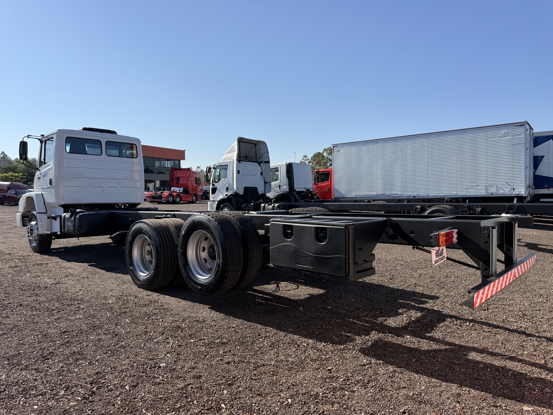 Mercedes Benz MB 1620 - 09/09 5