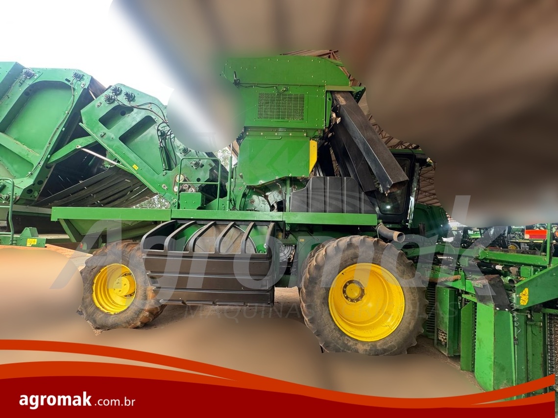 John Deere CP690 - 15/15 2