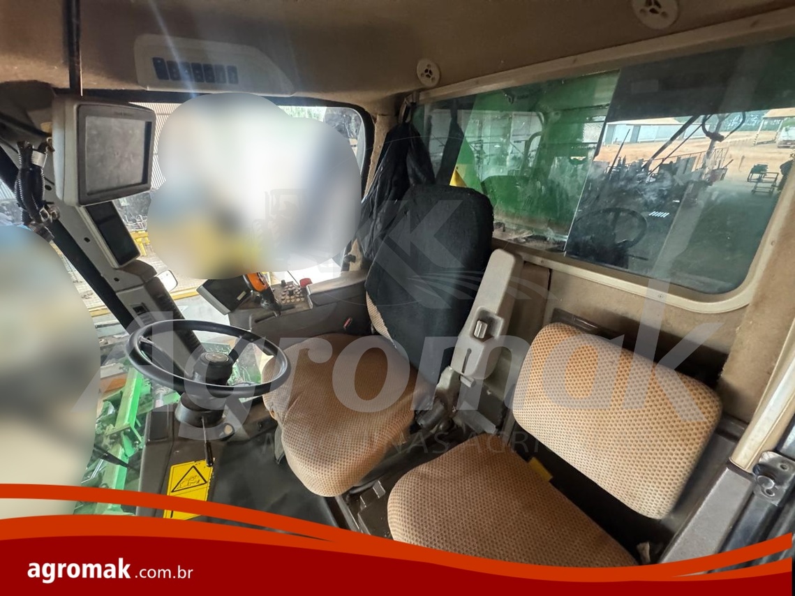John Deere CP690 - 15/15 14