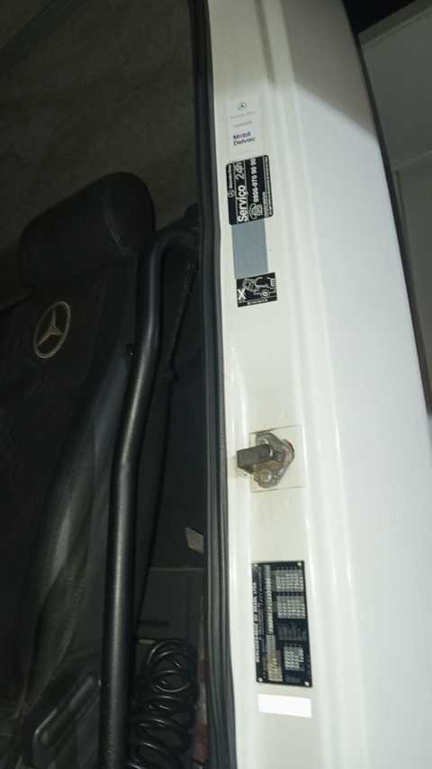 Mercedes Benz Atego 2425 - 11/12 3