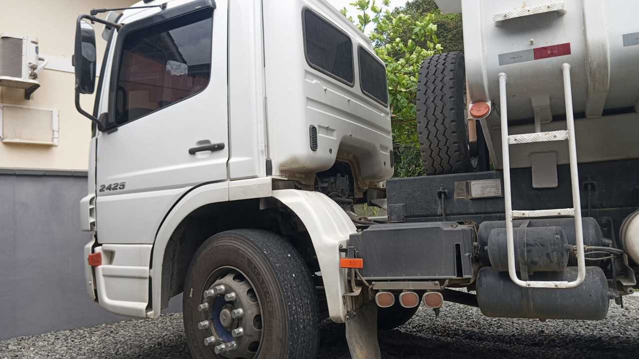 Mercedes Benz Atego 2425 - 11/12 4