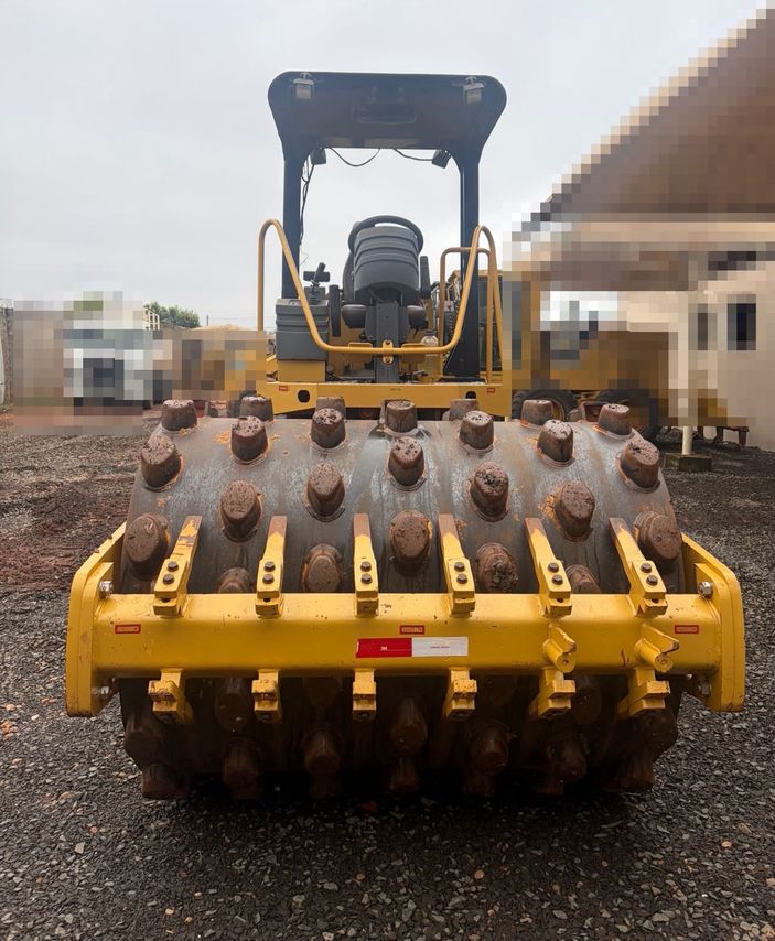 Caterpillar CS423 - 14/14 4