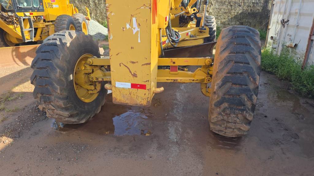 Caterpillar 140K - 18/18 11