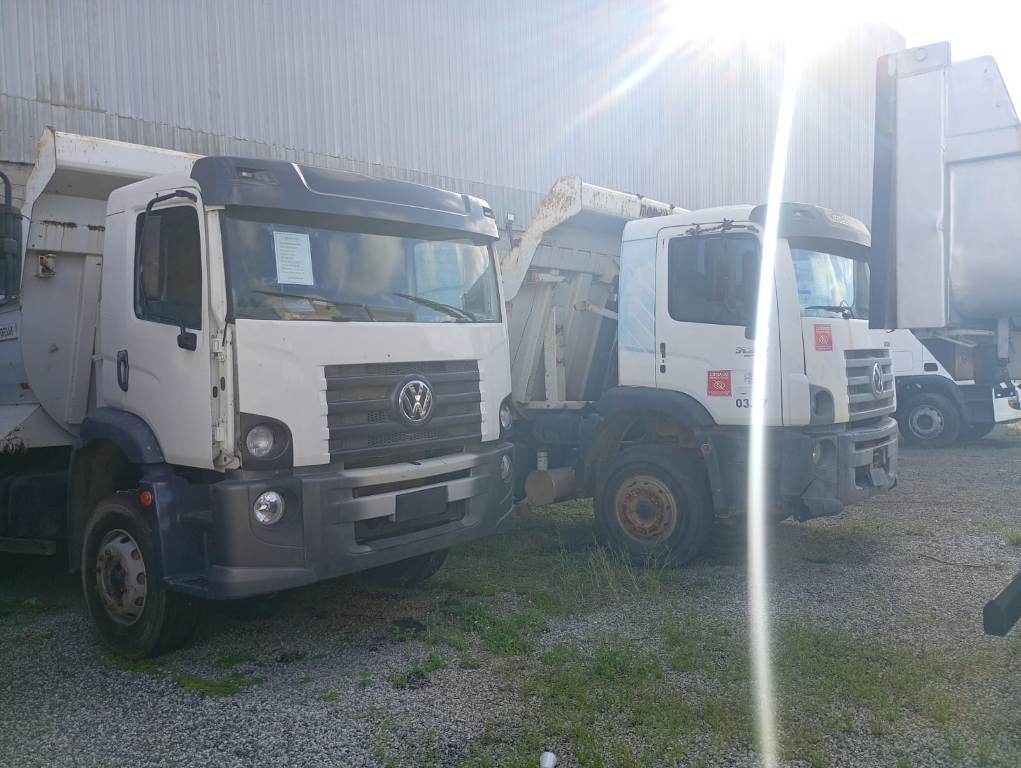 Volkswagen 31-280 E Constel. 6x4 - 14/14 9