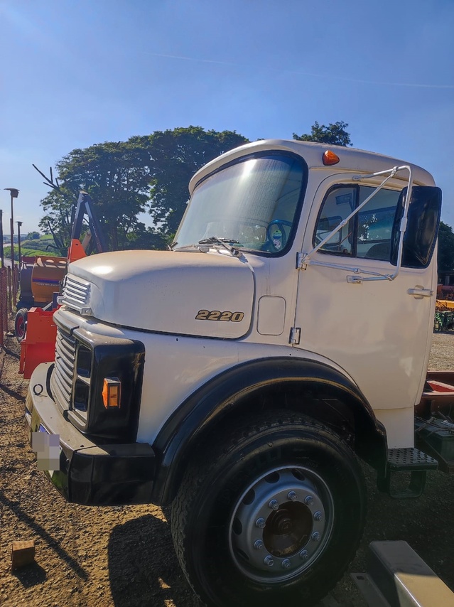Mercedes Benz MB 2220 - 90/90 2