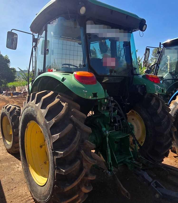 John Deere 5090E - 15/15 9