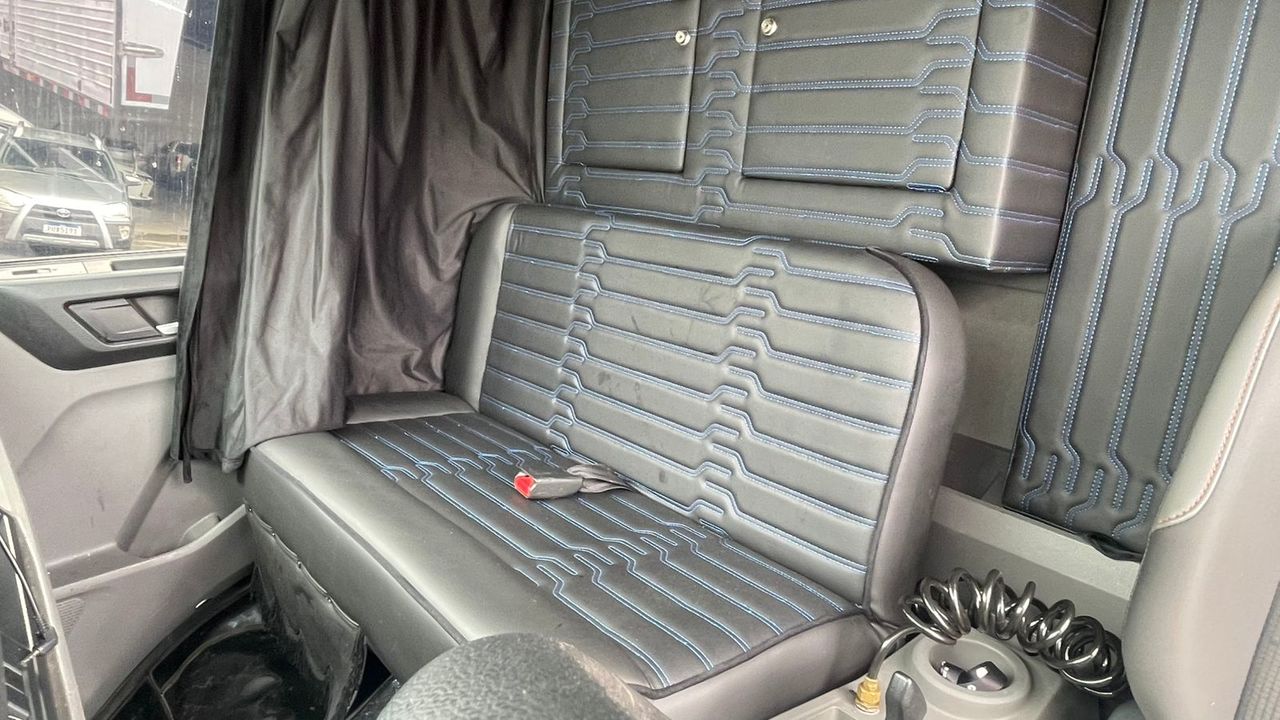 Volkswagen 11-180 Delivery  - 21/22 2