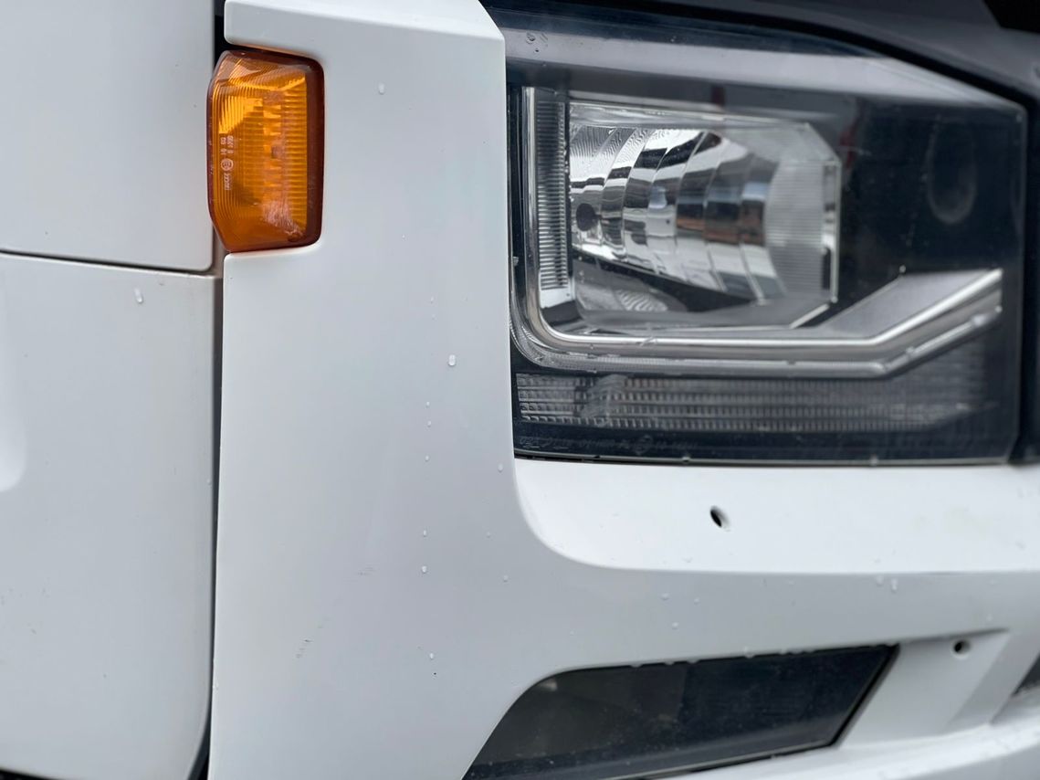 Volkswagen 11-180 Delivery  - 21/22 3